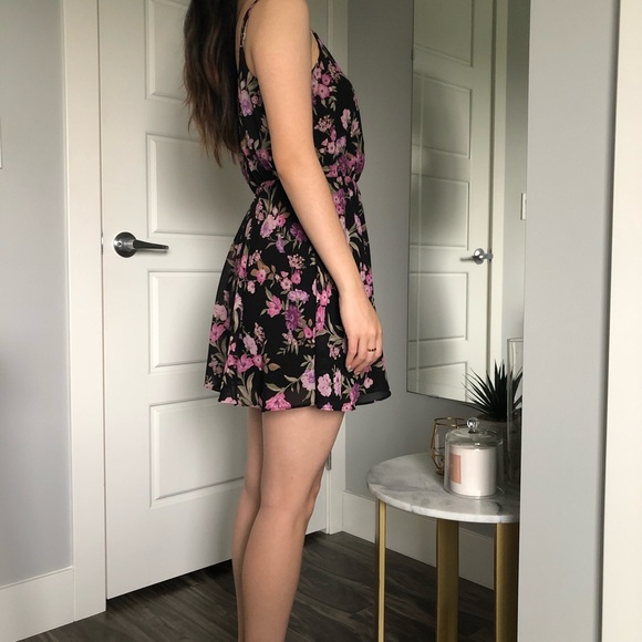 F21 Floral print Dress - Picture 2 of 3